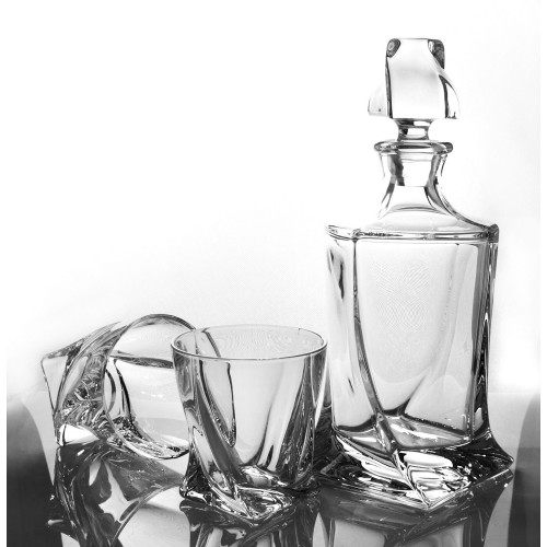 Set of Crystal Quadro Decanter and 4 Whisky Glasses 