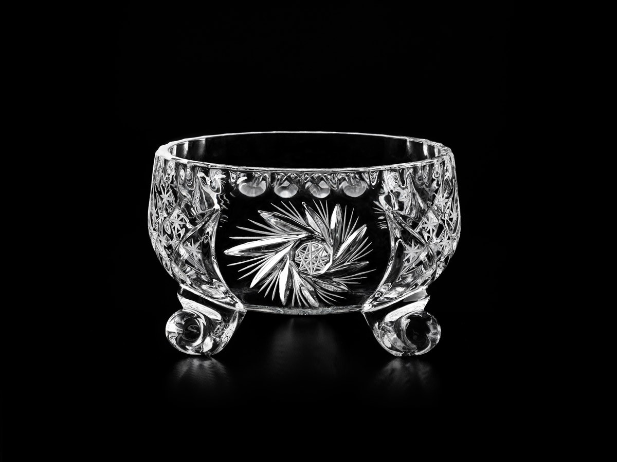 Cardinal Decorative Crystal Bowl on Curved Legs, Small